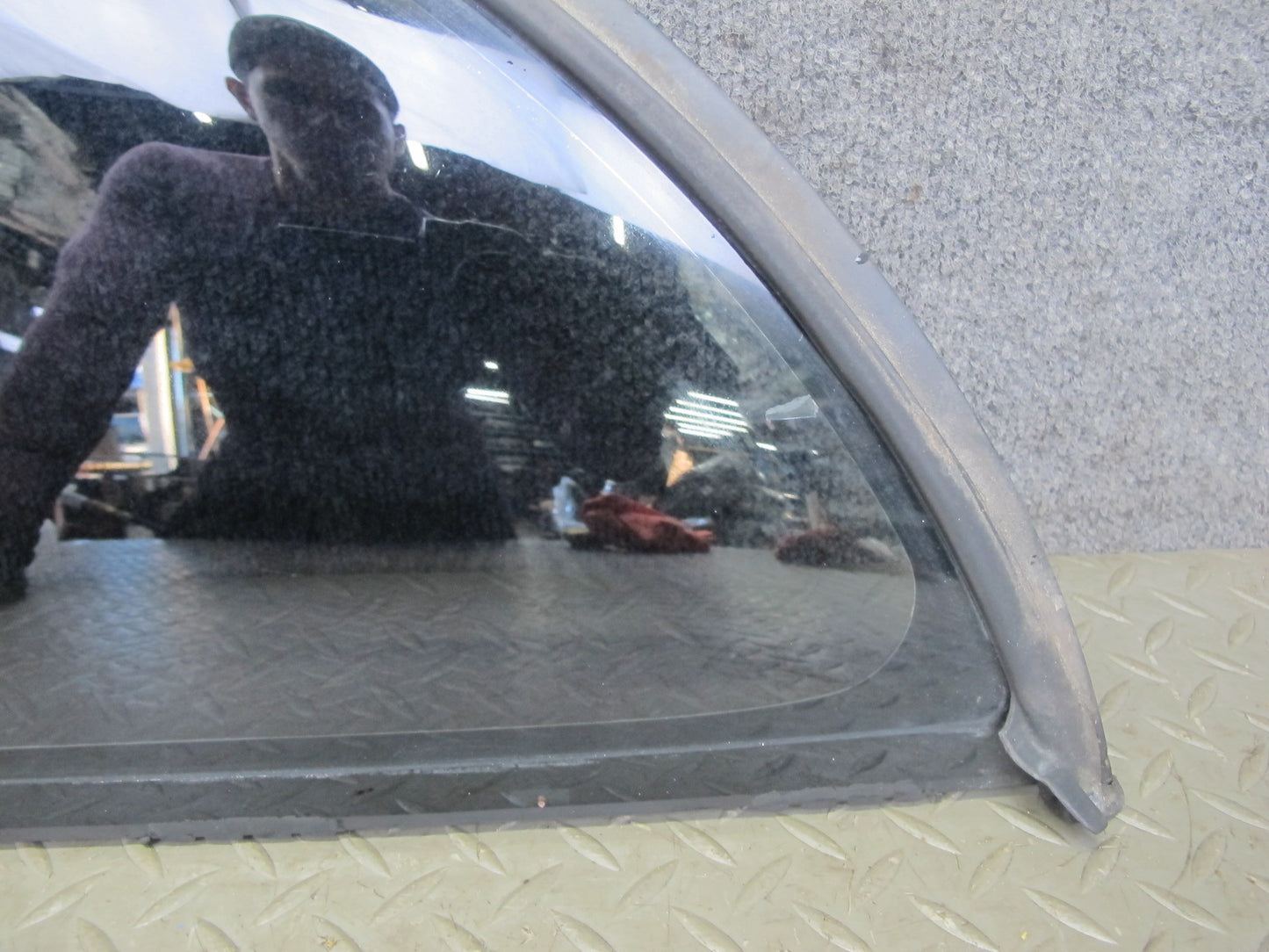 90-95 Nissan Z32 300ZX Coupe 2+0 Rear Left Quarter Glass Window OEM