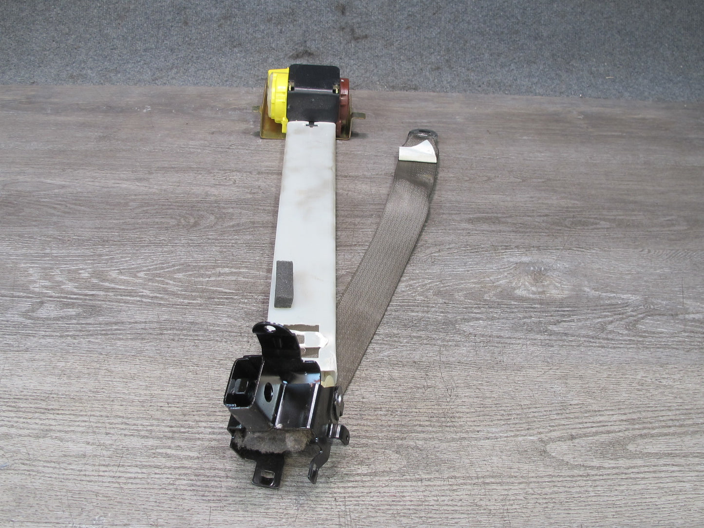 03-07 HUMMER H2 FRONT RIGHT & LEFT SIDE SEATBELT RETRACTOR SET OEM