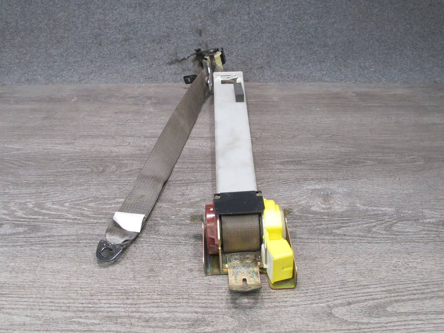 03-07 HUMMER H2 FRONT RIGHT & LEFT SIDE SEATBELT RETRACTOR SET OEM