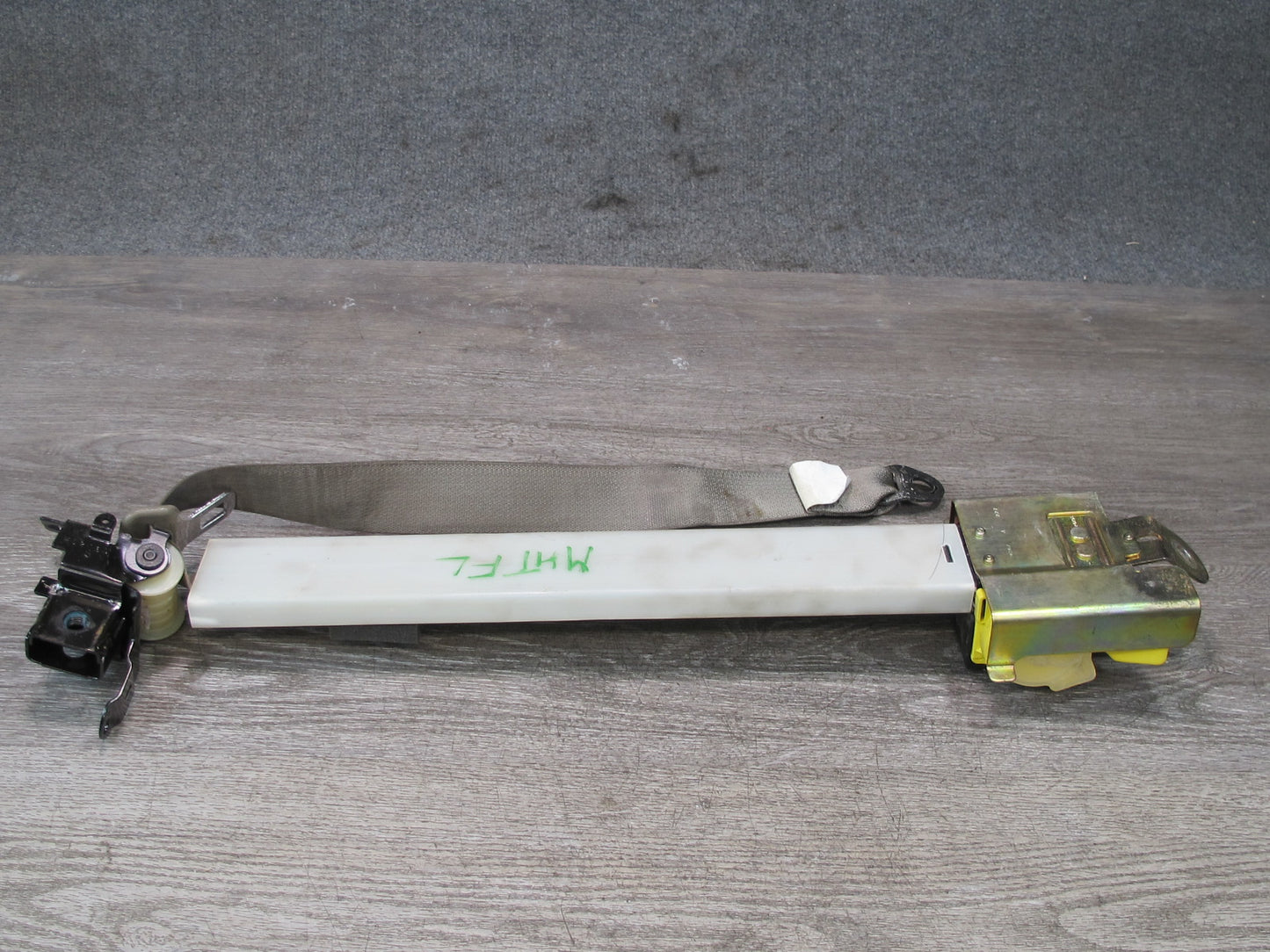 03-07 HUMMER H2 FRONT RIGHT & LEFT SIDE SEATBELT RETRACTOR SET OEM