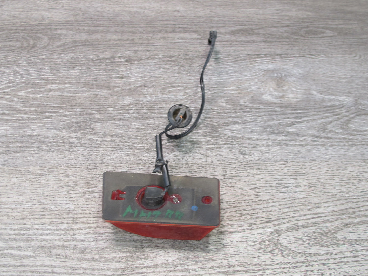 2003-2009 Hummer H2 Rear Roof Clearance Marker Light Lamp Set of 2