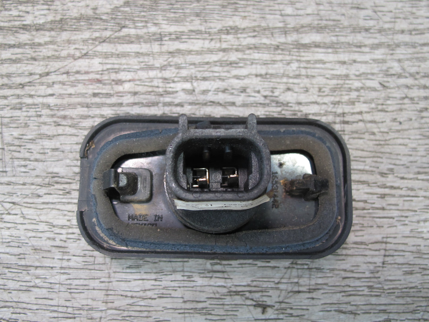 2003-2009 Hummer H2 Rear Upper Roof Clearance Marker Light Lamp Set of 3