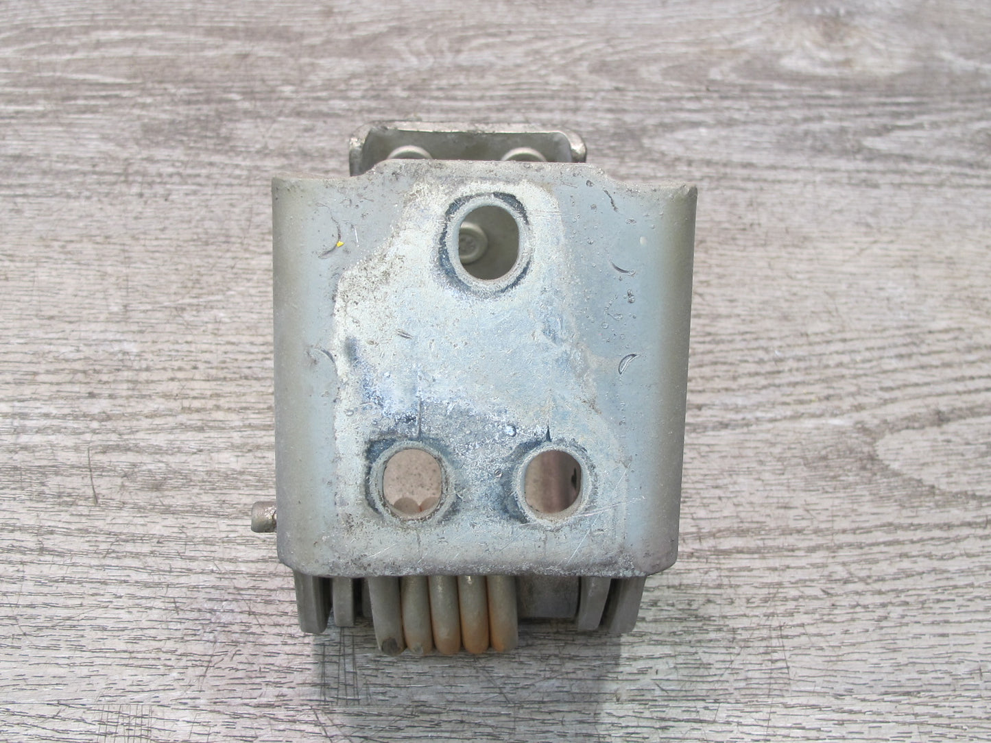 2003-2009 Hummer H2 Front Right & Left Side Hood Bonnet Hinge Support Set