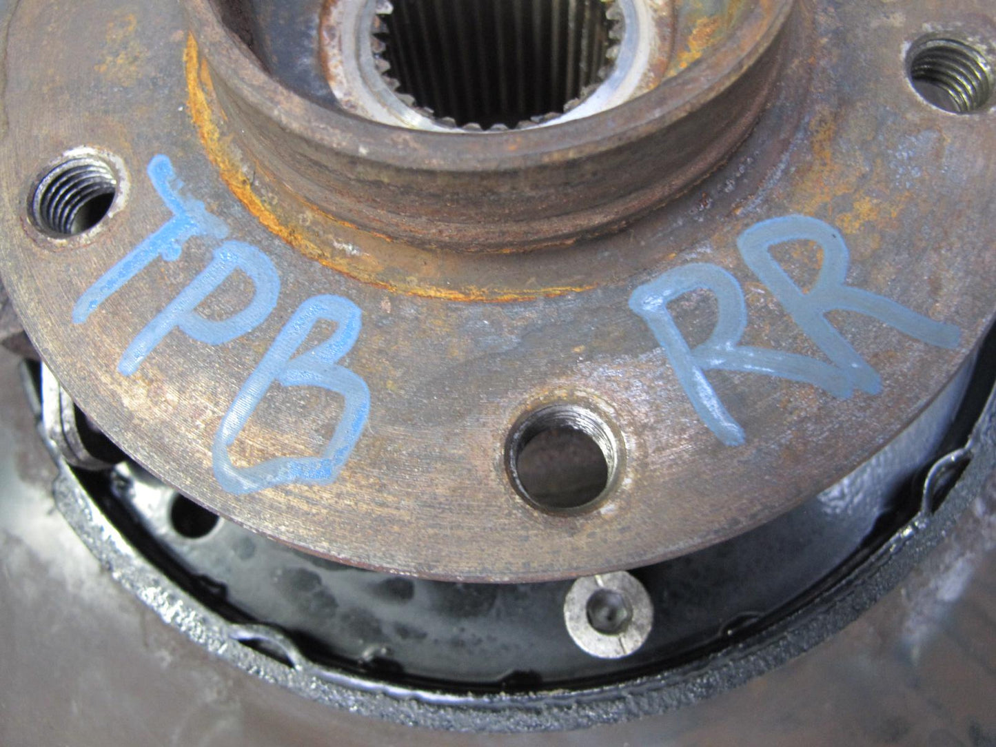 01-06 BMW E46 330i 330Ci RWD Rear Right Knuckle Wheel Hub Trailing Arm OEM