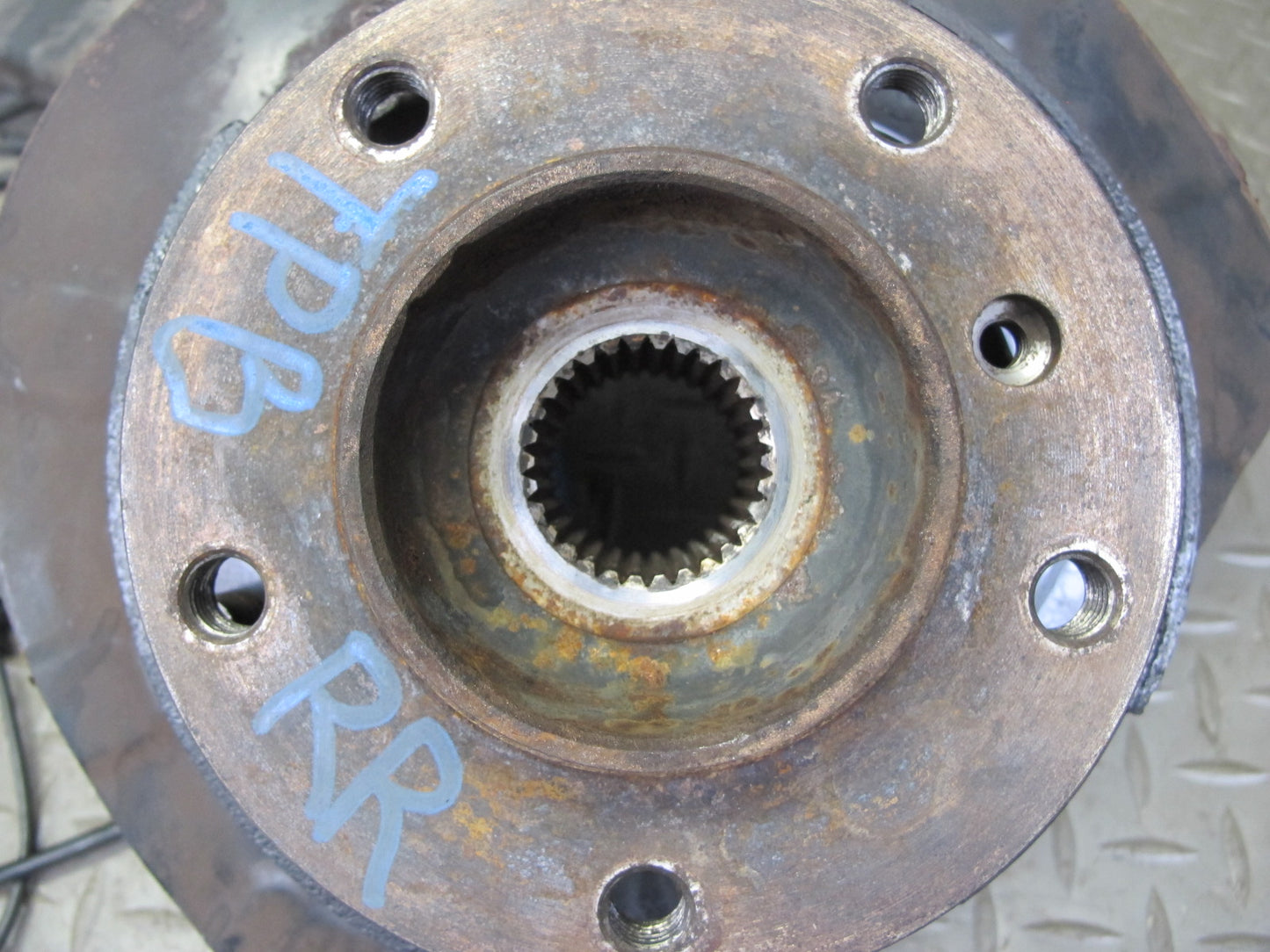 01-06 BMW E46 330i 330Ci RWD Rear Right Knuckle Wheel Hub Trailing Arm OEM