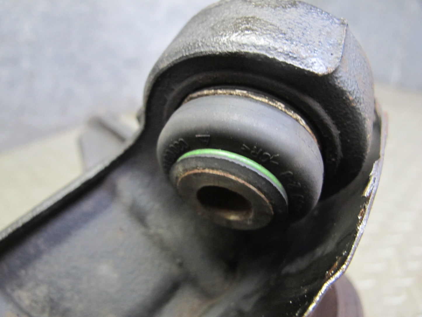 01-06 BMW E46 330i 330Ci RWD Rear Left Knuckle Wheel Hub Trailing Arm OEM