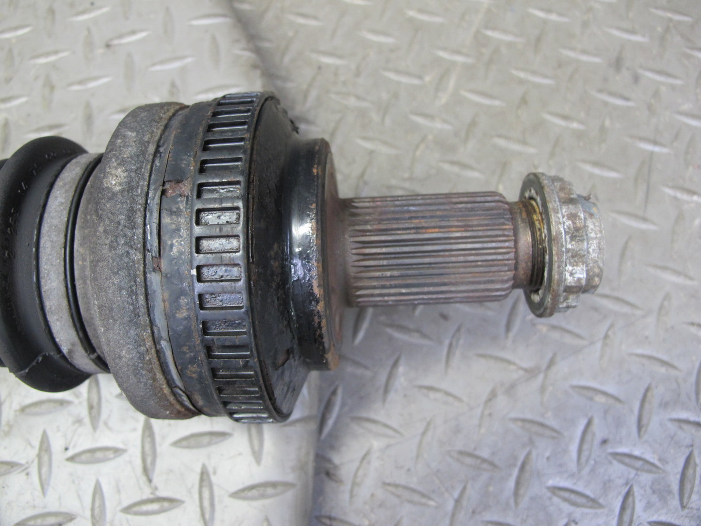 01-06 BMW E46 330CI M54 RWD A/T Rear Right Suspension Axle Shaft 7505290 OEM