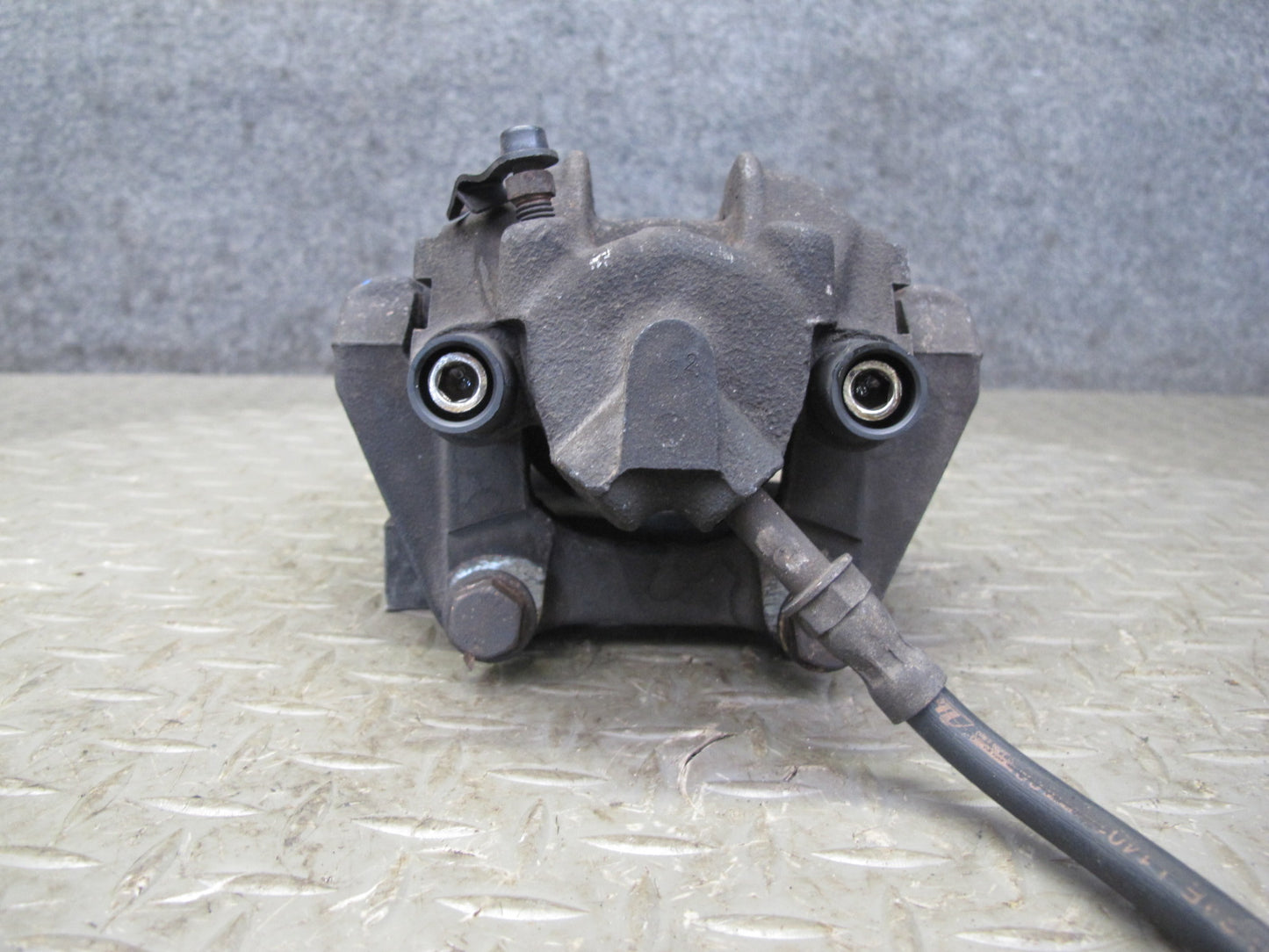 01-06 BMW E46 330i 330Ci RWD Set of 2 Rear Left & Right Brake Caliper OEM