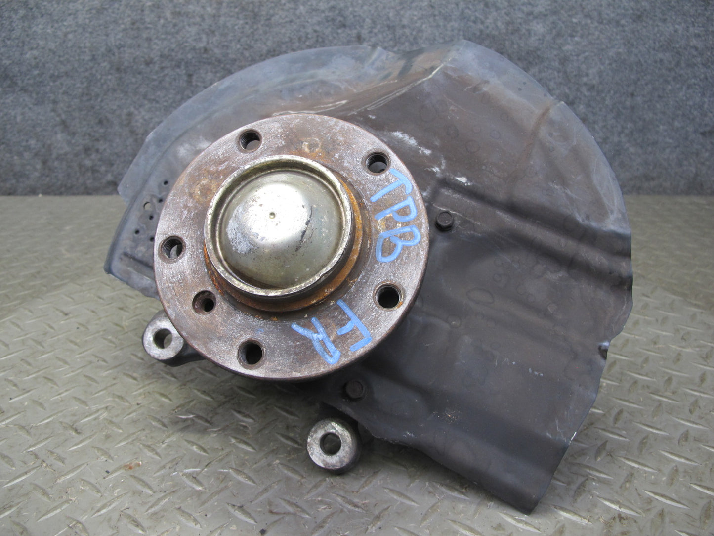 02-06 BMW E46 330i 330ci RWD Front Right Spindle Knuckle Wheel Hub Bearing OEM