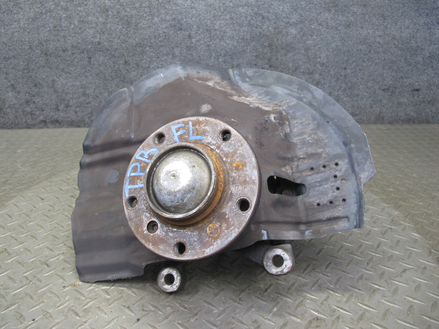 02-06 BMW E46 330i 330ci RWD Front Left Spindle Knuckle Wheel Hub Bearing OEM