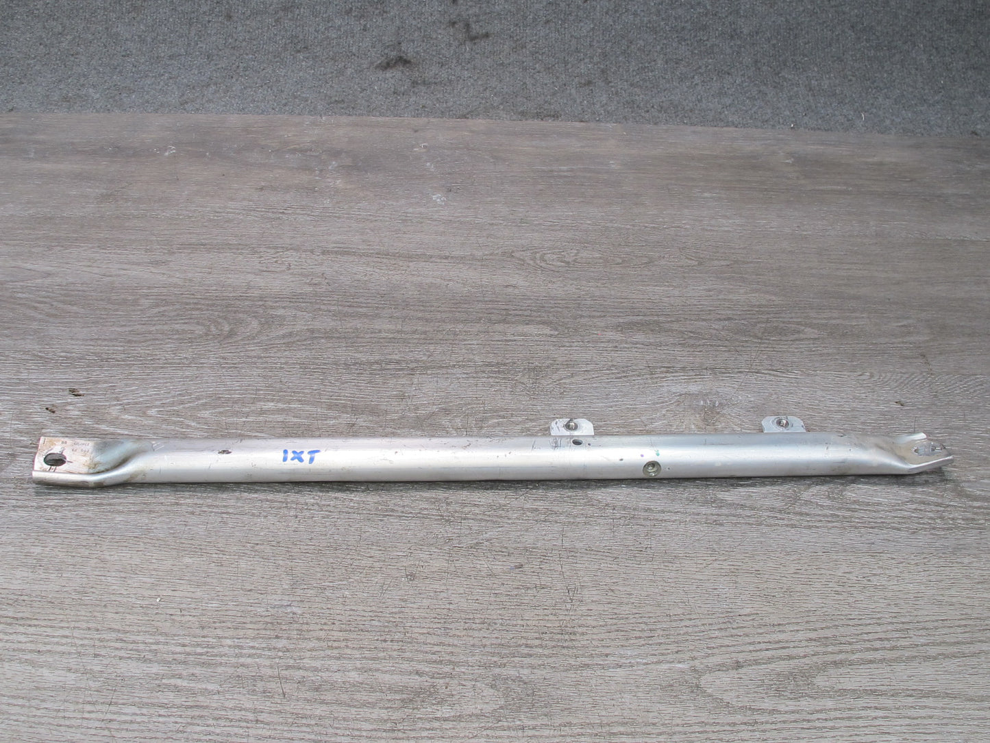 11-17 BMW F25 X3 Set of 2 Front Left & Rightsuspension Strut Tower Brace Bar OEM