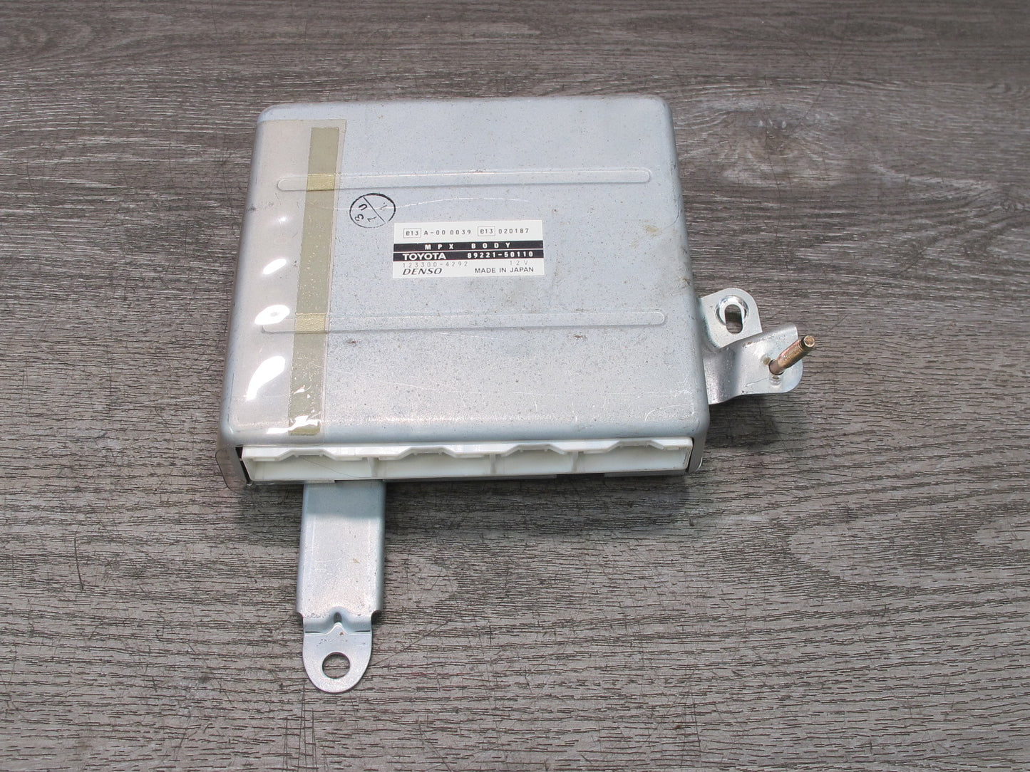 99-00 Lexus UCF20L LS400 MPX Multiplex Body Control Module Unit 89221-50110 OEM
