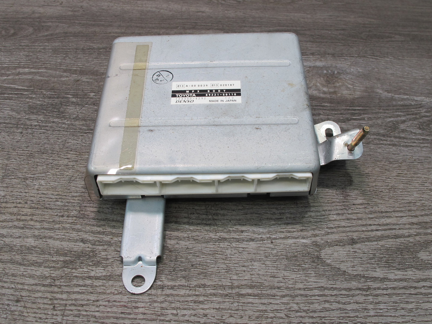 99-00 Lexus UCF20L LS400 MPX Multiplex Body Control Module Unit 89221-50110 OEM