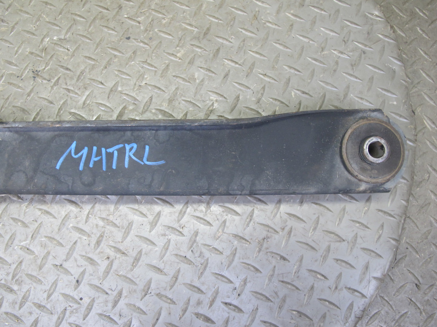 2003-2009 Hummer H2 Rear Left & Right Side Lower Control Arm Set of 2