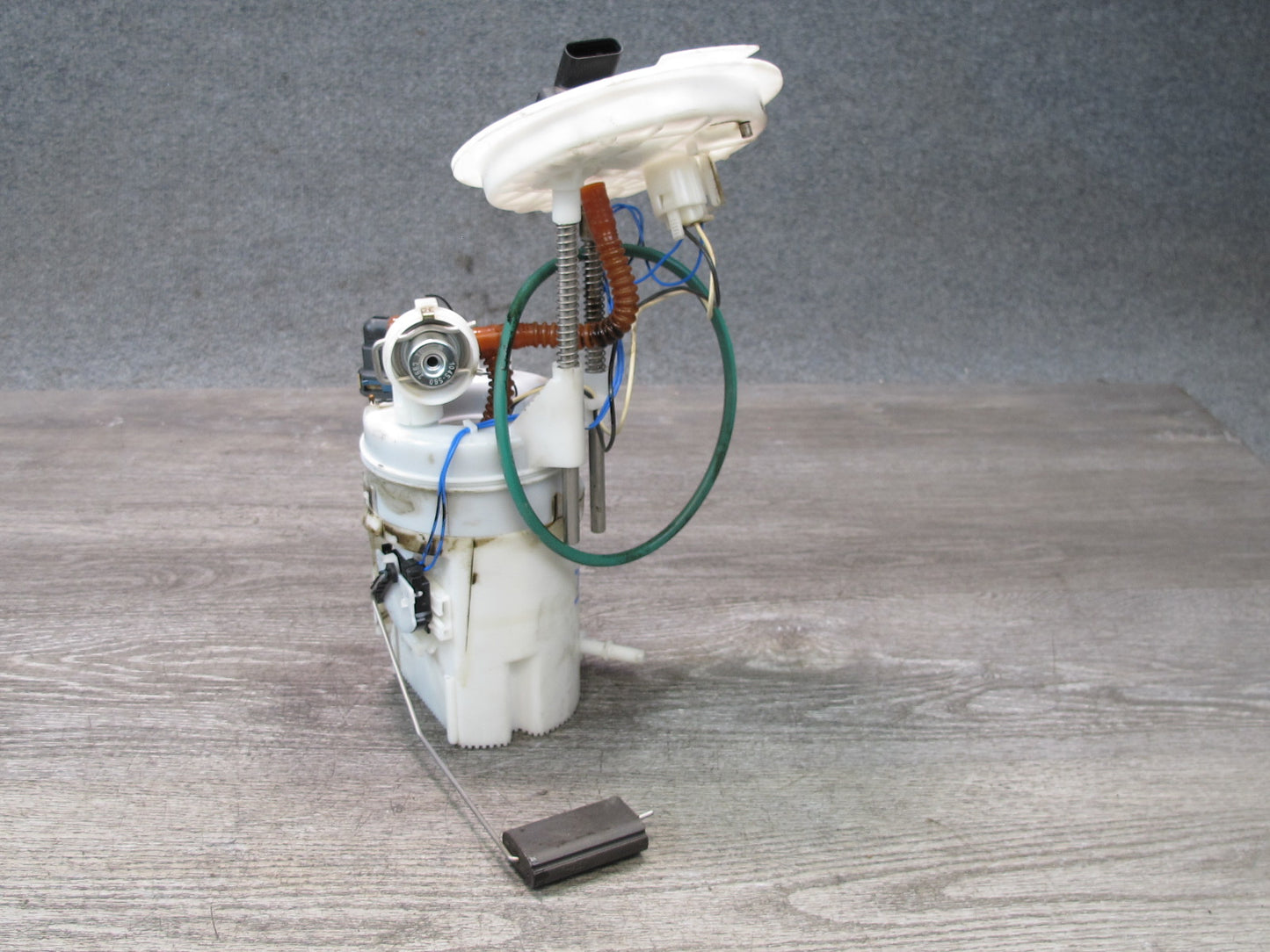 2014 BMW F25 X3 N20 Fuel Pump Level Sensor Assembly OEM