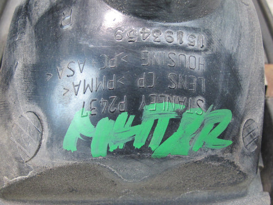 2003-2004 Hummer H2 Rear Right Passenger Side Tail Light Lamp