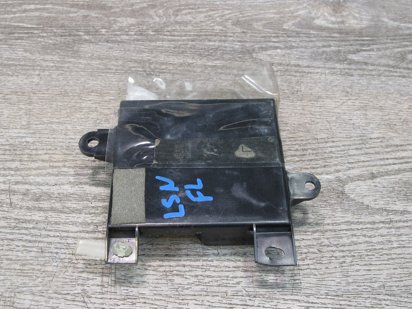 99-00 Lexus UCF20L LS400 Front Left Driver Door Control Module 89222-50140 OEM