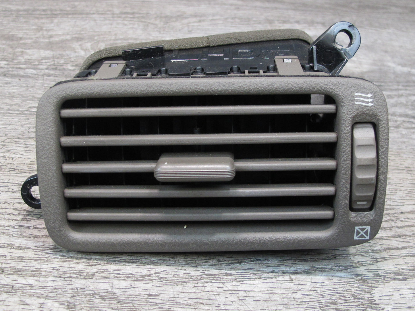 98-00 Lexus UCF20L LS400 Set of 2 Dash Left & Right AC Heater Air Vent Brown OEM