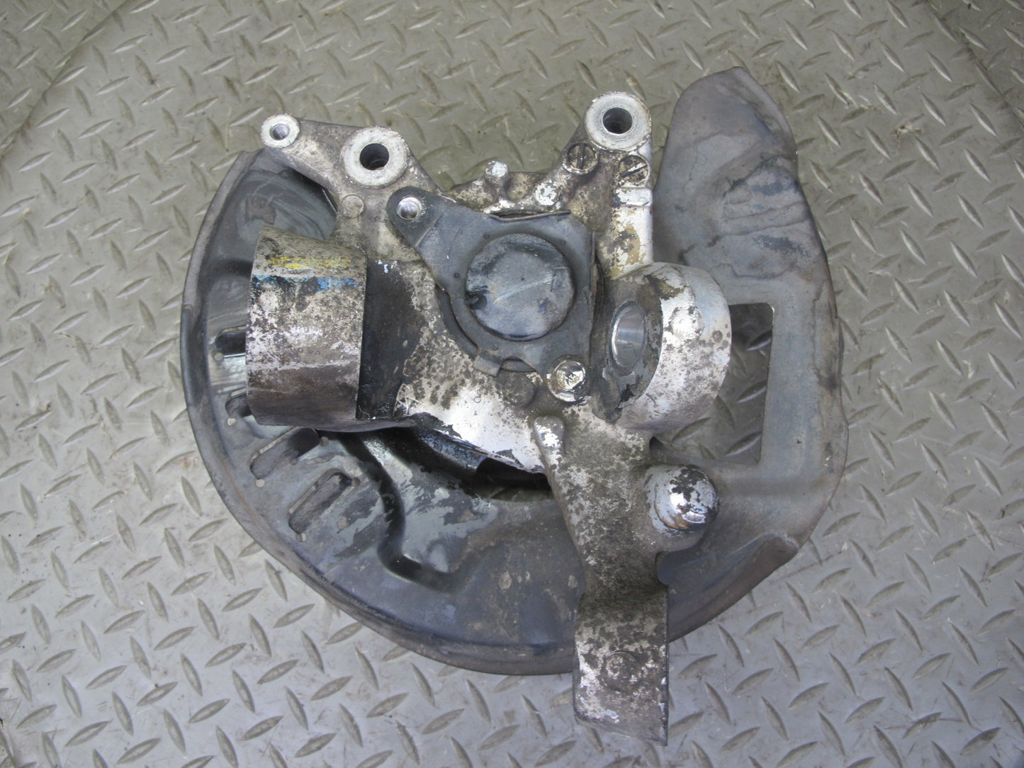 1991 Nissan Z32 300ZX Turbo Front Left Spindle Knuckle Wheel Hub Bearing OEM