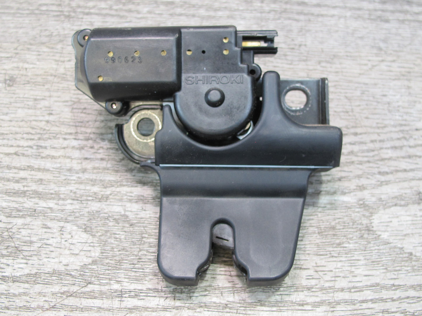 98-00 Lexus UCF20 LS400 Trunk Lock Latch & Lock Latch Striker Set OEM