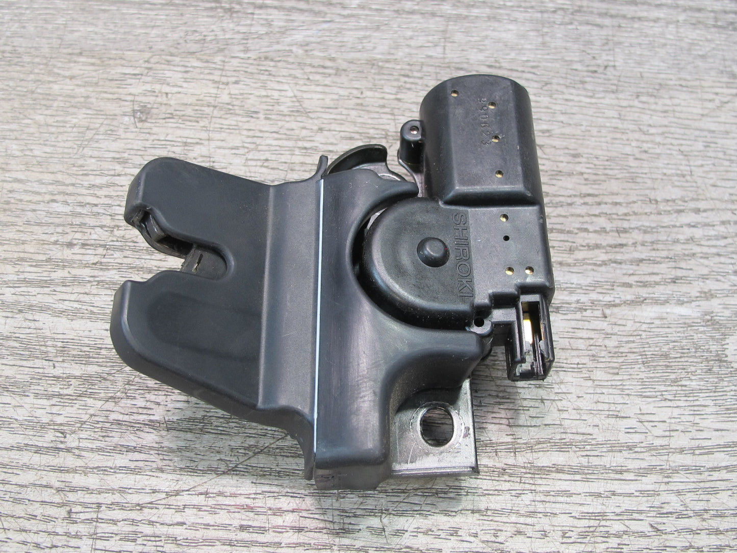 98-00 Lexus UCF20 LS400 Trunk Lock Latch & Lock Latch Striker Set OEM