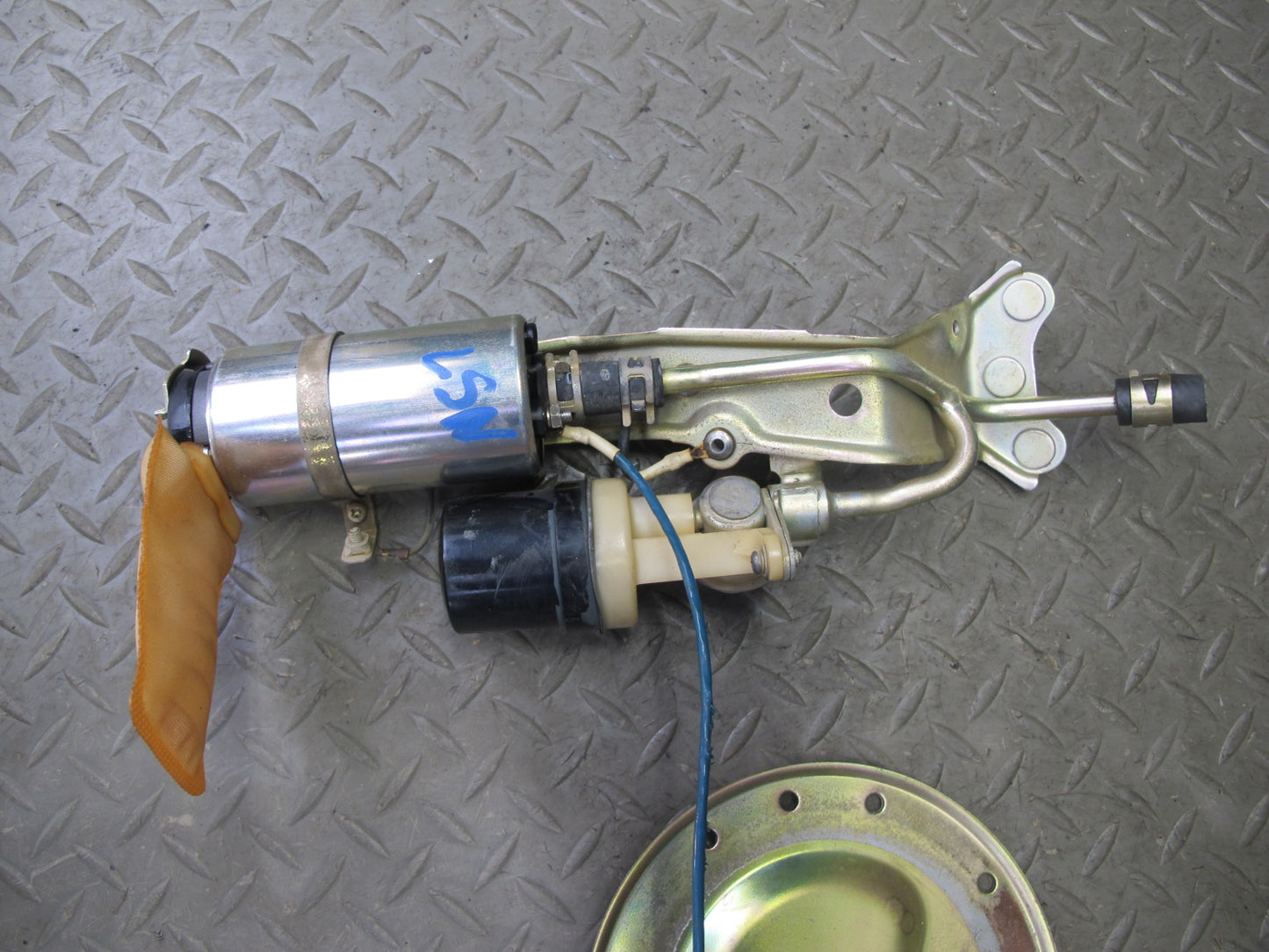 98-99 Lexus UCF20L LS400 1UZFE Set of 2 Fuel Pump Level Sensor Sending Unit OEM