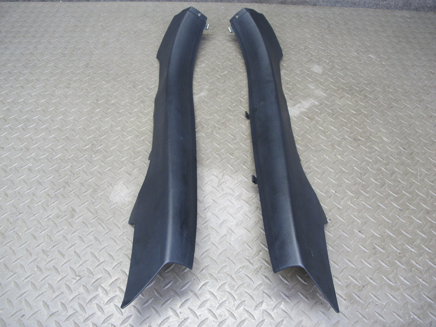 01-06 Lexus LS430 UCF30L Set of 2 Rear Quarter Lower Pillar Trim Panel Black OEM