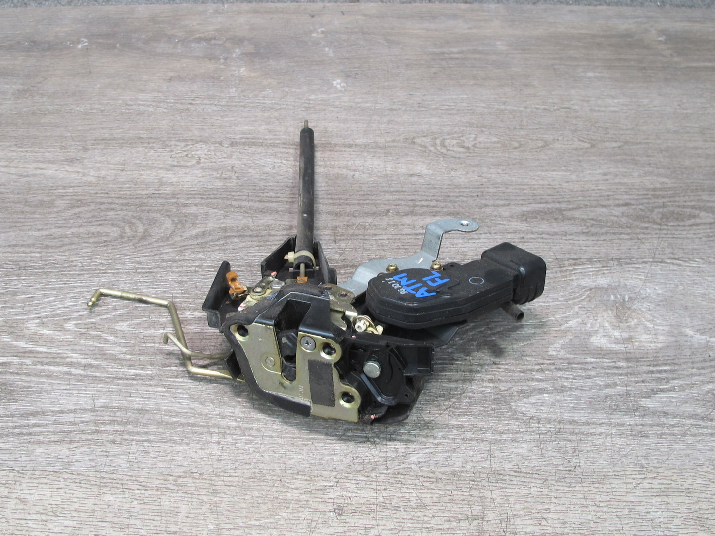 96-00 Toyota MARK2 JZX100 Tourer Front Left Door Lock Latch Actuator OEM