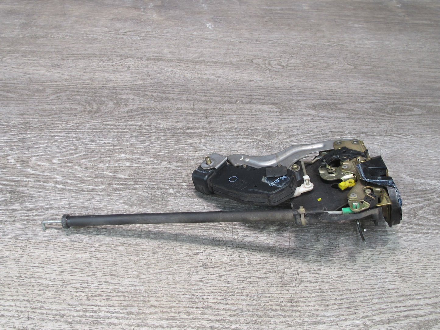 96-00 Toyota MARK2 JZX100 Tourer Rear Left Door Lock Latch Actuator OEM