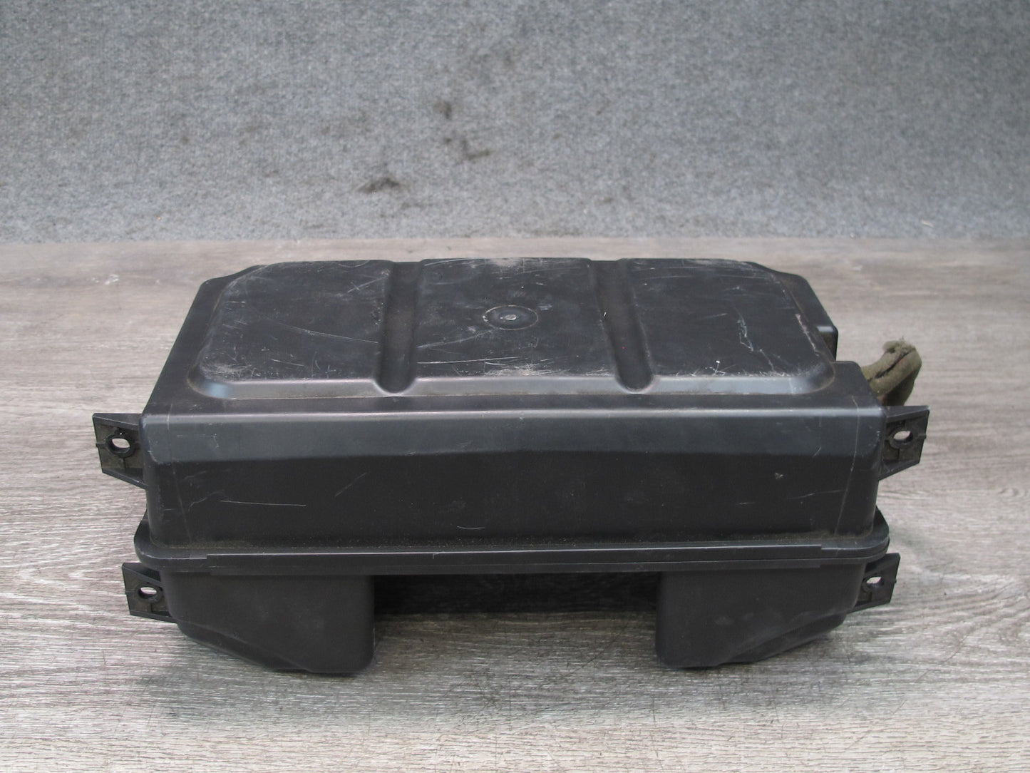 00-02 BMW E36/7 Z3 Roadster Harman Kardon Rear Subwoofer Box 6902837 OEM