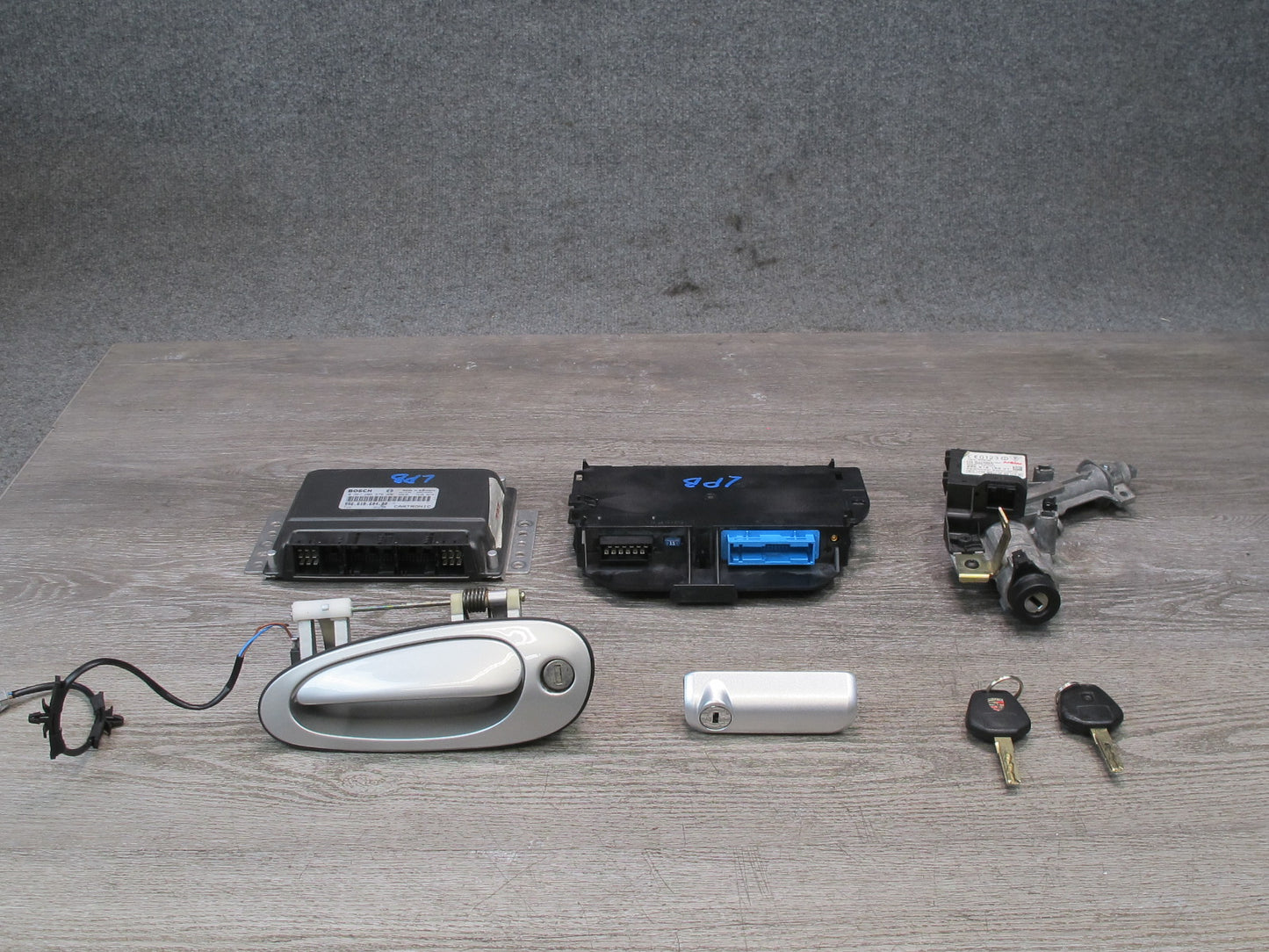 03-04 Porsche Boxster 986 M96.23 Engine ECU Immo Ignition Lock Handle KEY Set