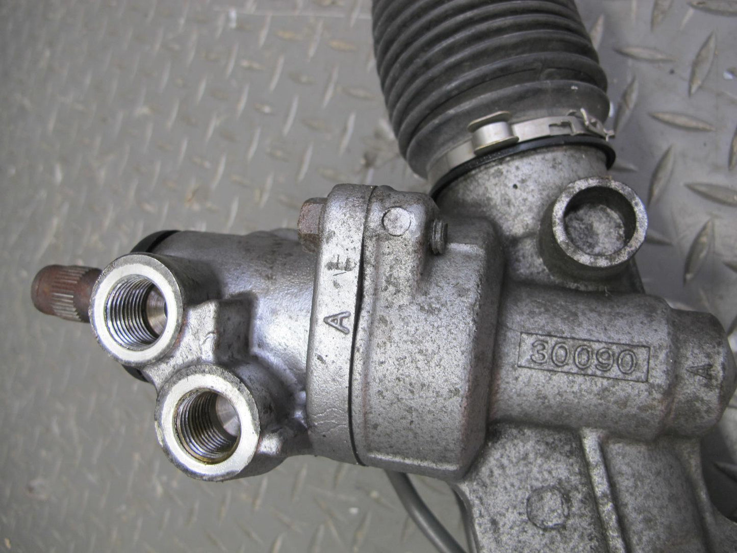 02-10 Lexus UZZ40L SC430 Power Steering Rack AND Pinion 103k Miles OEM