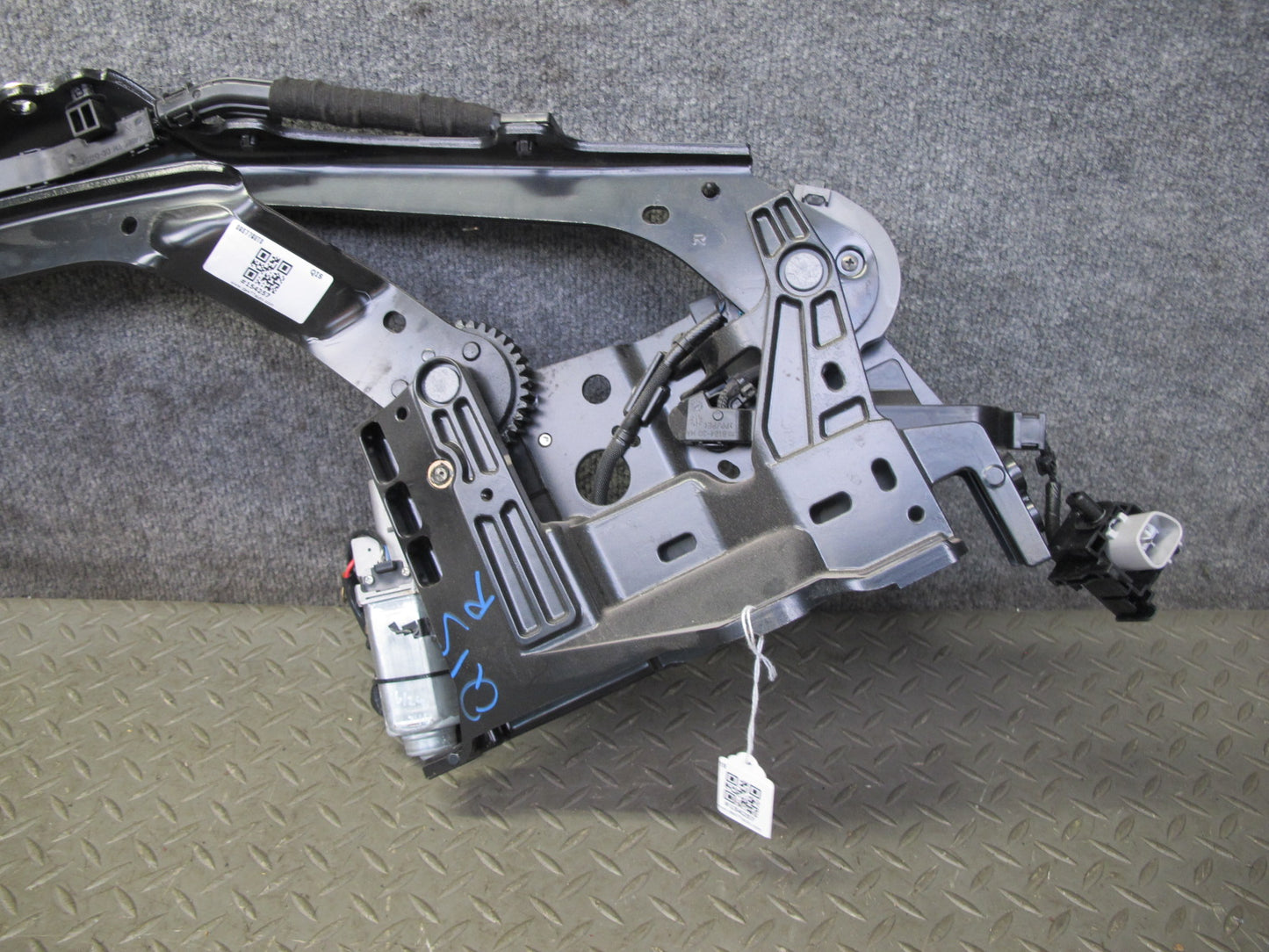 10-15 Lexus IS350 IS250 Convertible Rear Right Electric TOP Roof Motor Hinge OEM