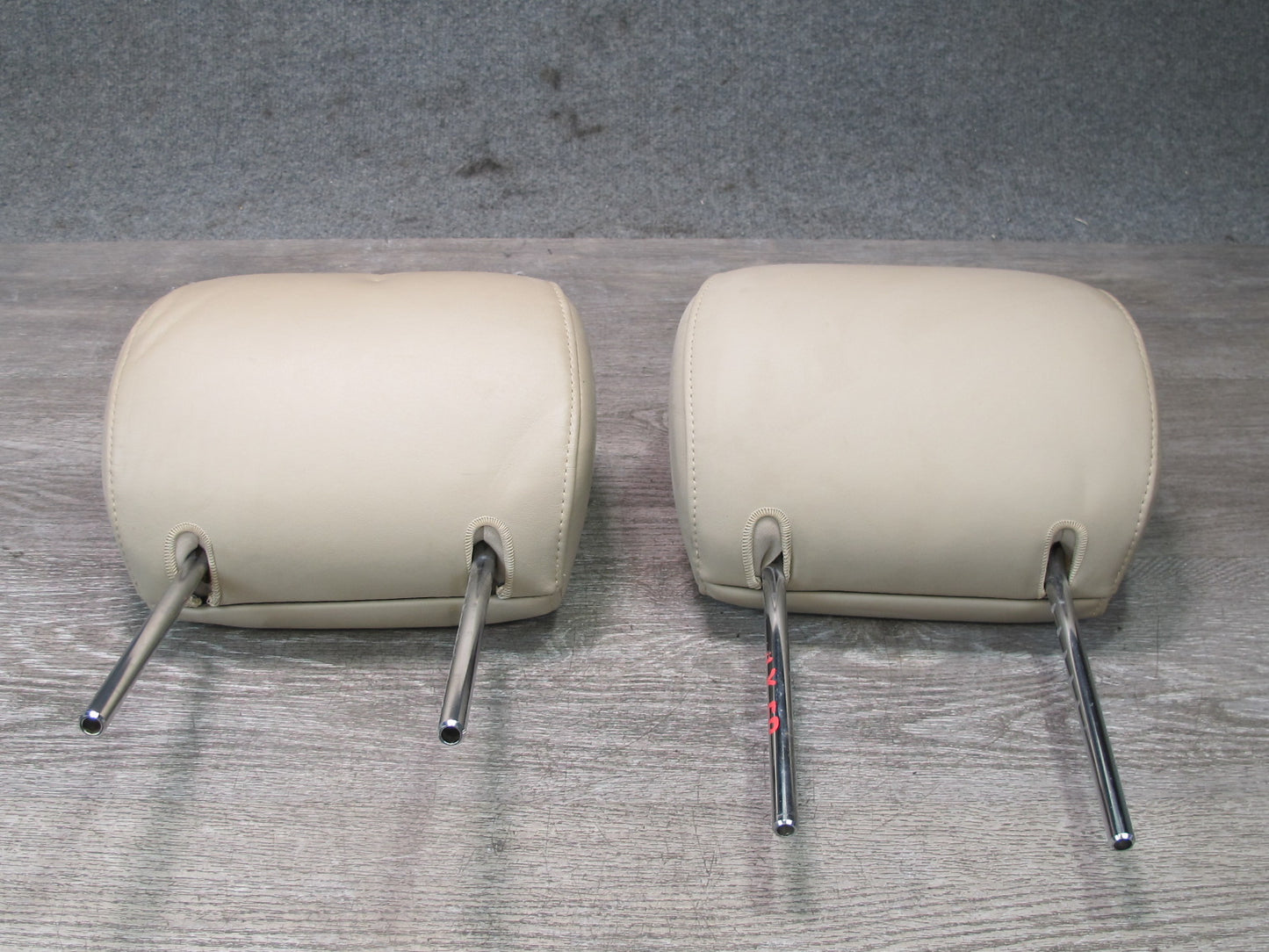 1998-2002 Lexus J100 LX470 Front Left & Right Leather Seat Headrest Set of 2