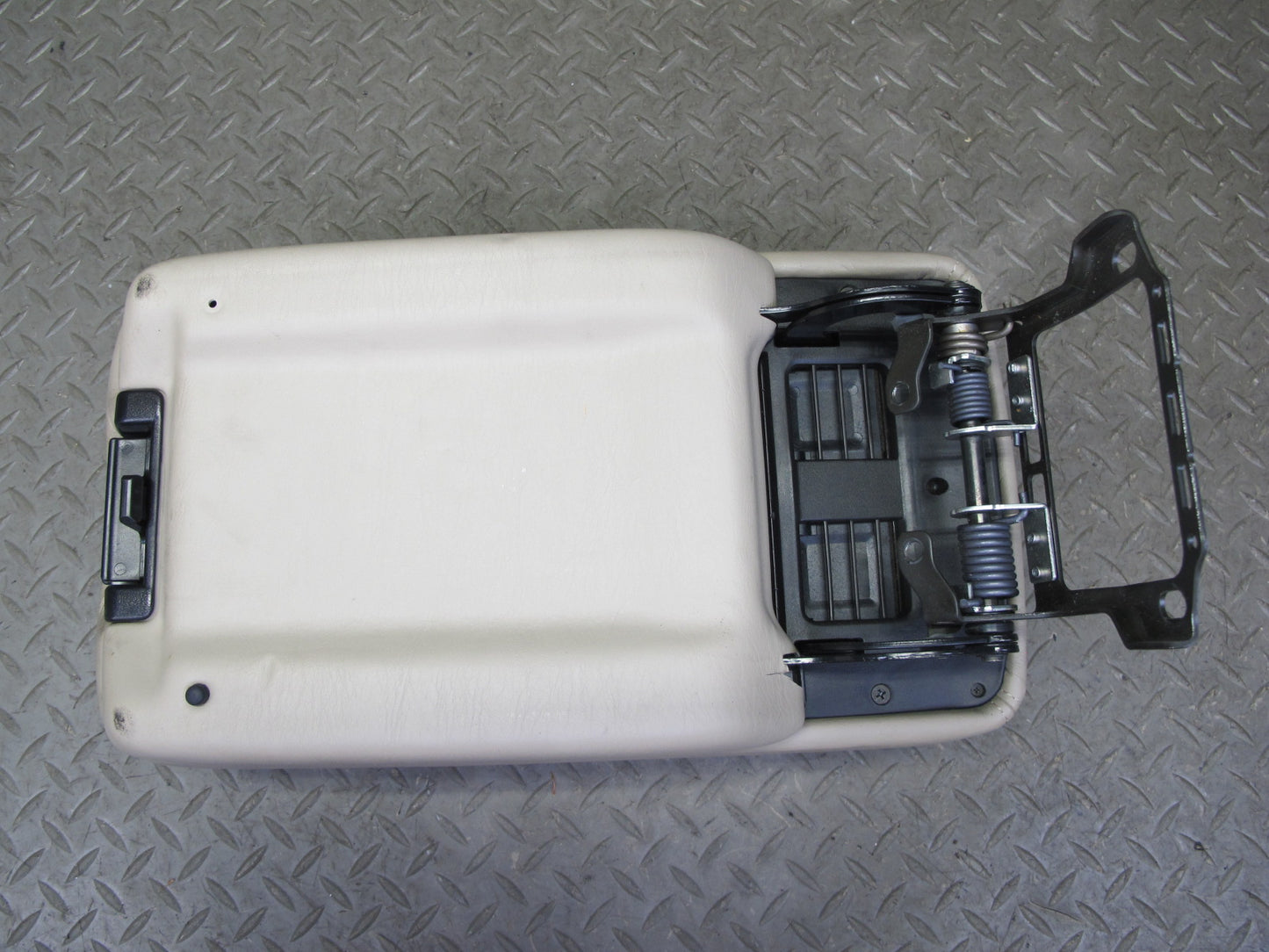 98-00 Lexus UCF20L LS400 Center Console Armrest Lid Storage Ivory OEM