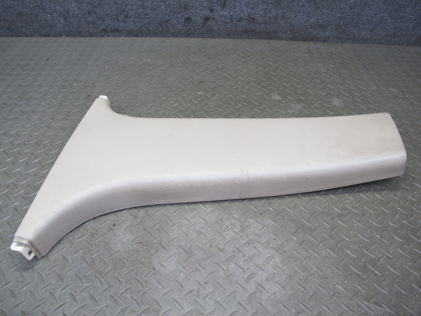 95-00 Lexus UCF20L LS400 Set of 2 Interior Lower B Pillar Trim Cover Panel OEM