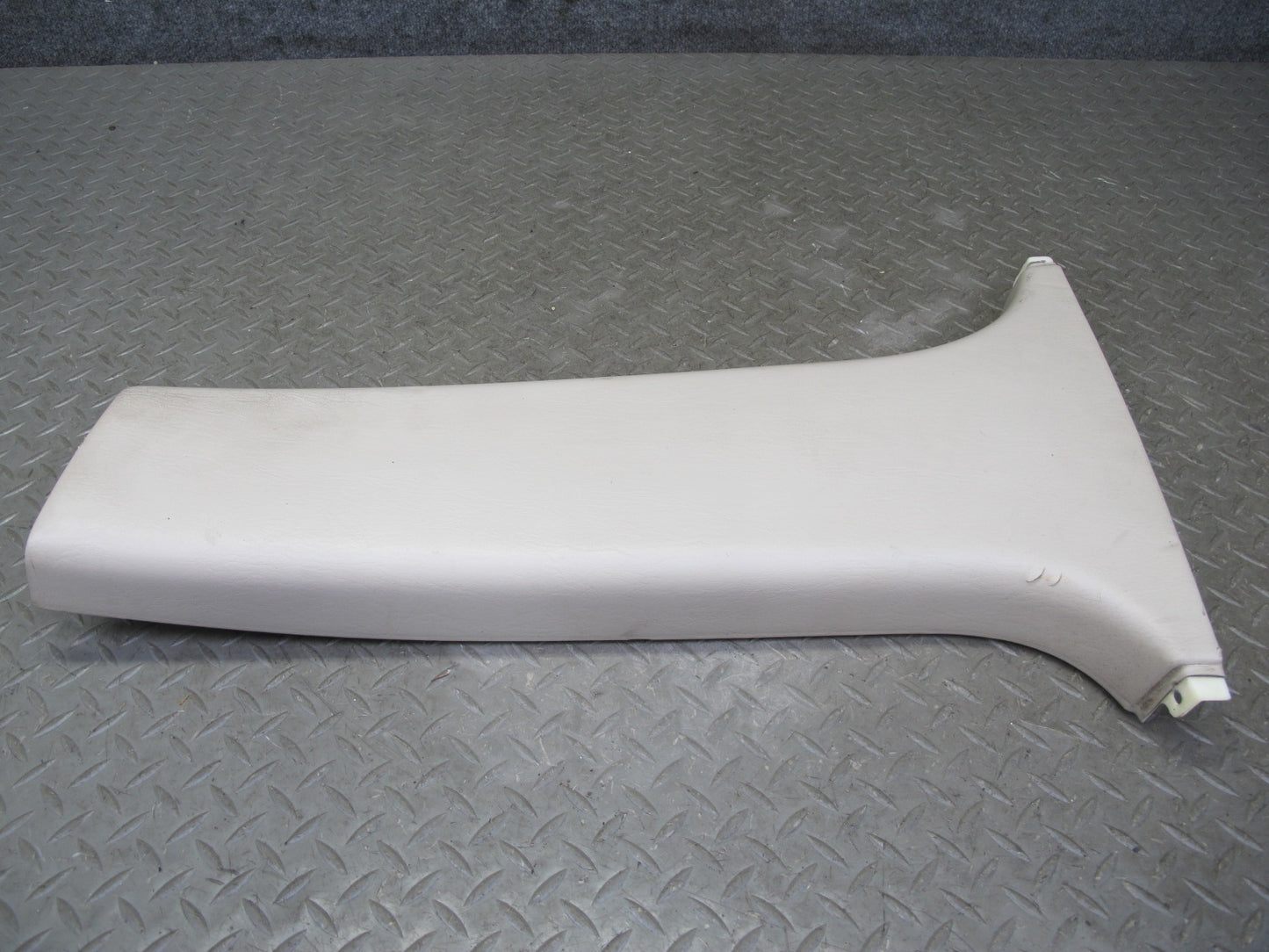 95-00 Lexus UCF20L LS400 Set of 2 Interior Lower B Pillar Trim Cover Panel OEM