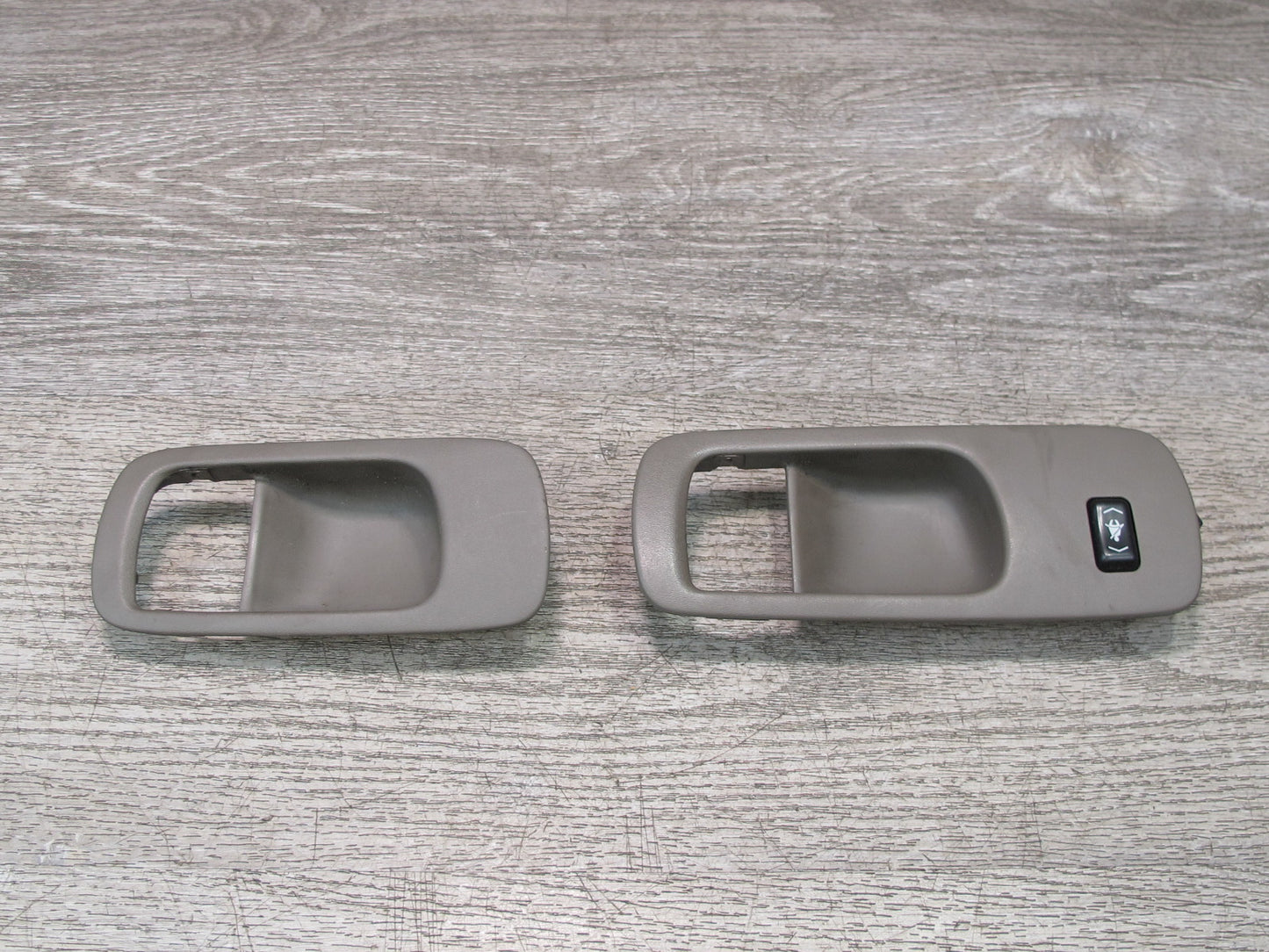 95-00 Lexus LS400 Set of 2 Front & Rear Right Interior Door Handle Trim OEM