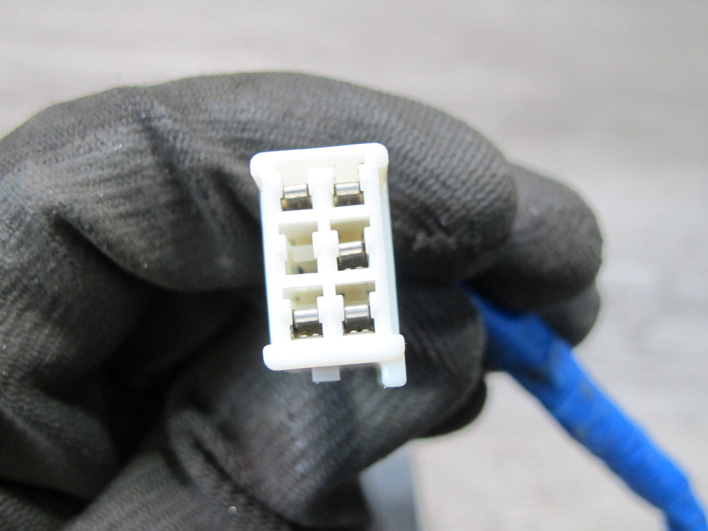 98-00 Lexus UCF20L LS400 Rear Right Side Outer Tail Light Lamp OEM