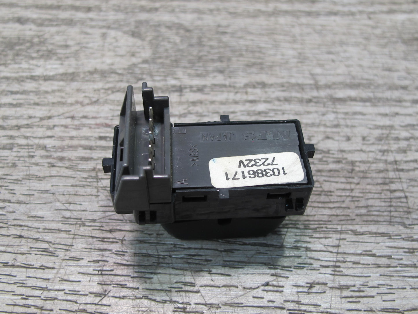 2008-2009 Hummer H2 Rear Left or Right Door Window Switch 10386171