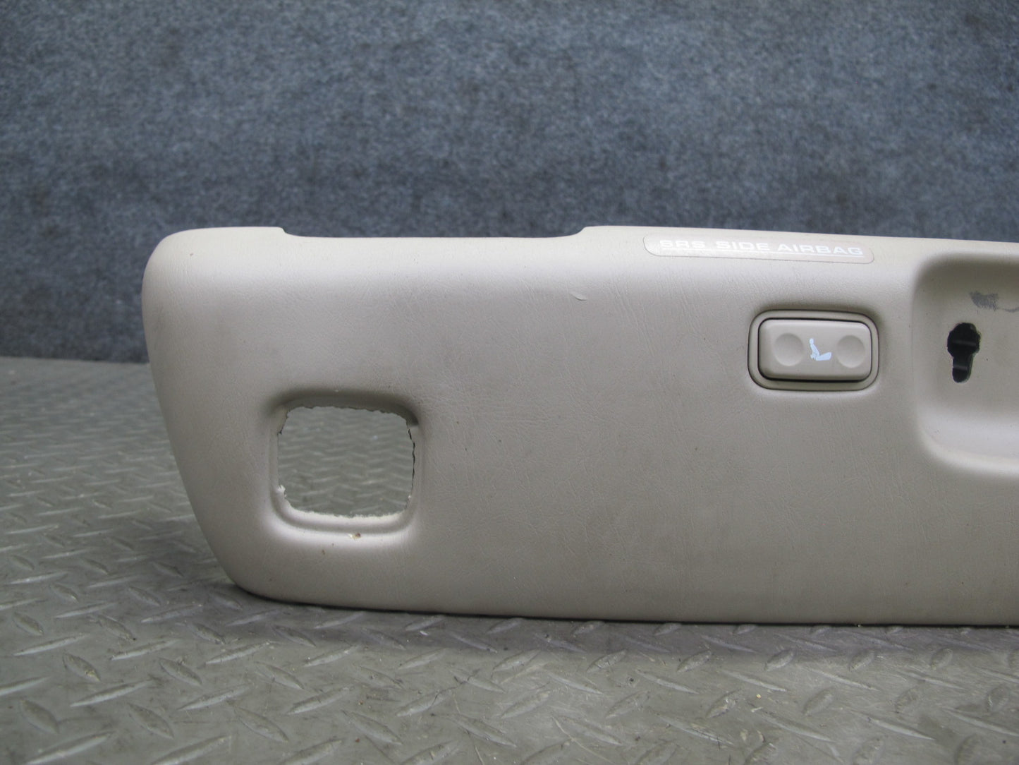 98-00 Lexus UCF20L LS400 Front Right Seat Adjust Trim Cover Panel Set Ivory OEM