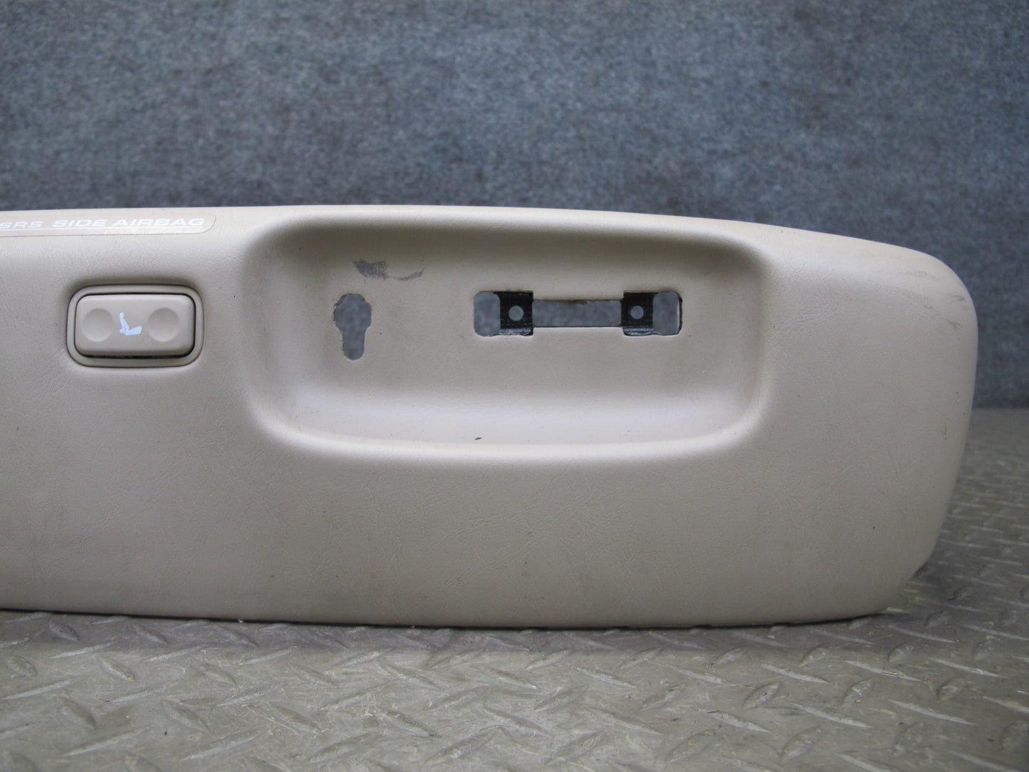 98-00 Lexus UCF20L LS400 Front Right Seat Adjust Trim Cover Panel Set Ivory OEM