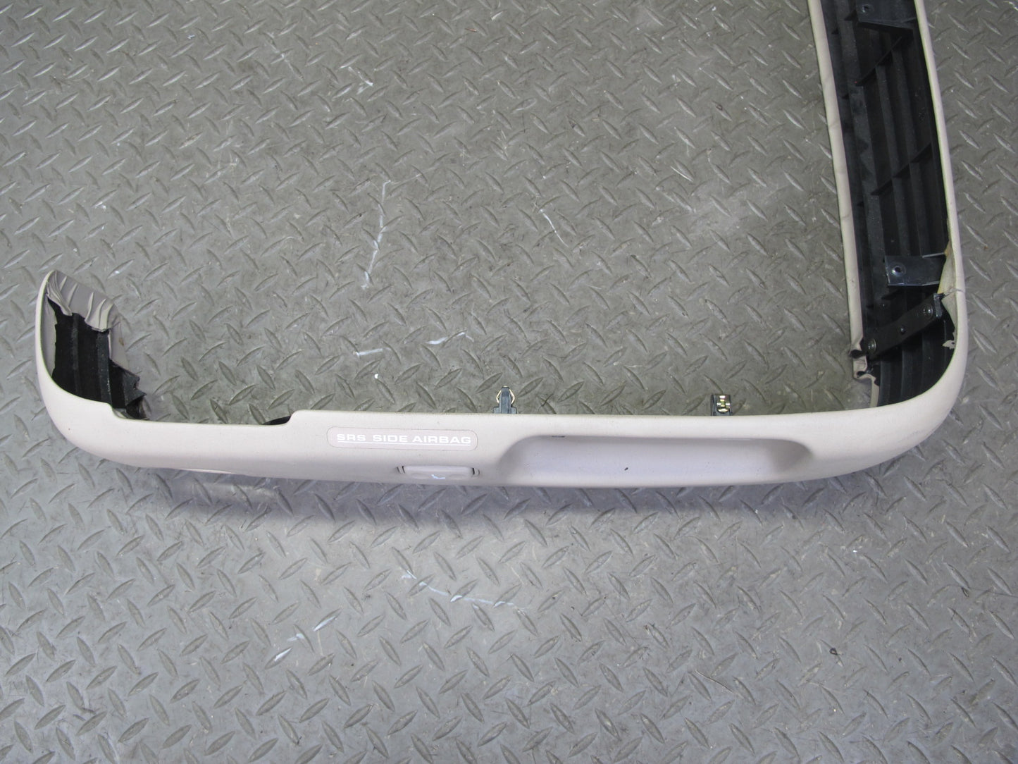 98-00 Lexus UCF20L LS400 Front Right Seat Adjust Trim Cover Panel Set Ivory OEM