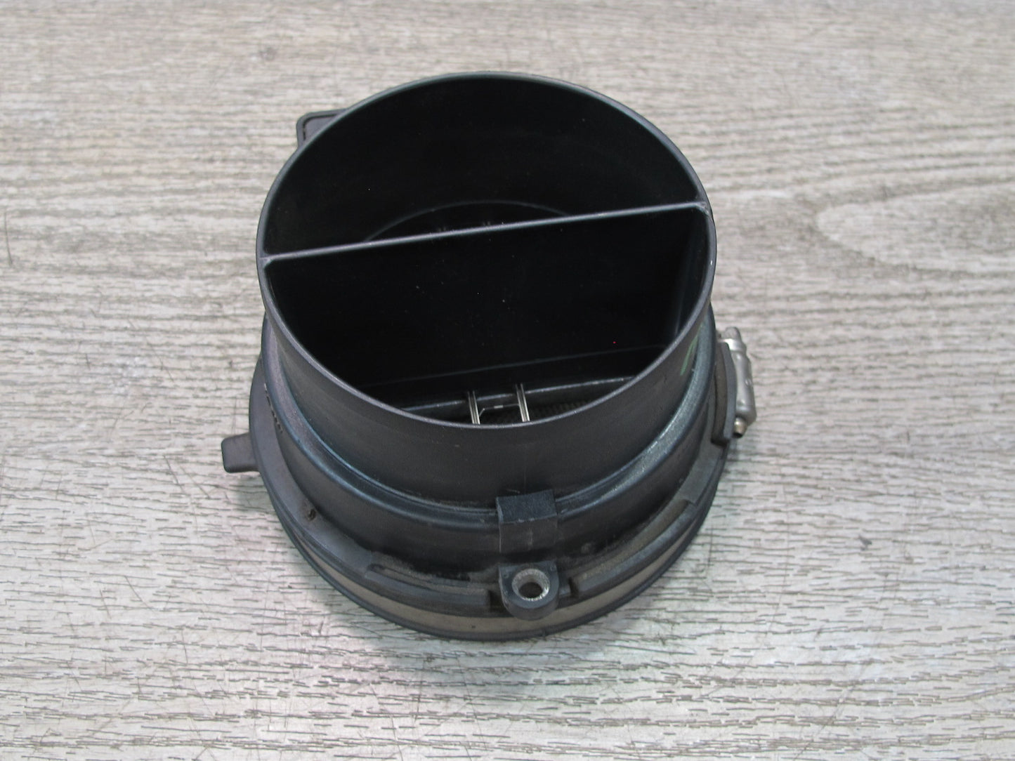 2008-2009 Hummer H2 Mass Air Flow Meter MAF Sensor 15904068