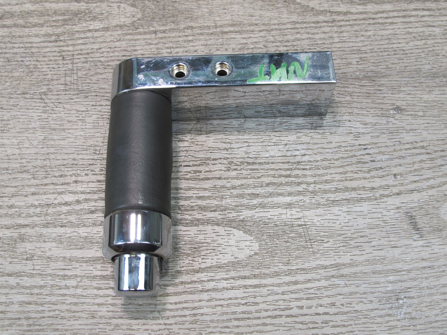 2008-2009 Hummer H2 A/T Transmission Selector Shift Shifter Knob Handle