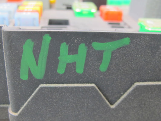 2008-2009 Hummer H2 Junction Power Distribution Fuse Relay Box