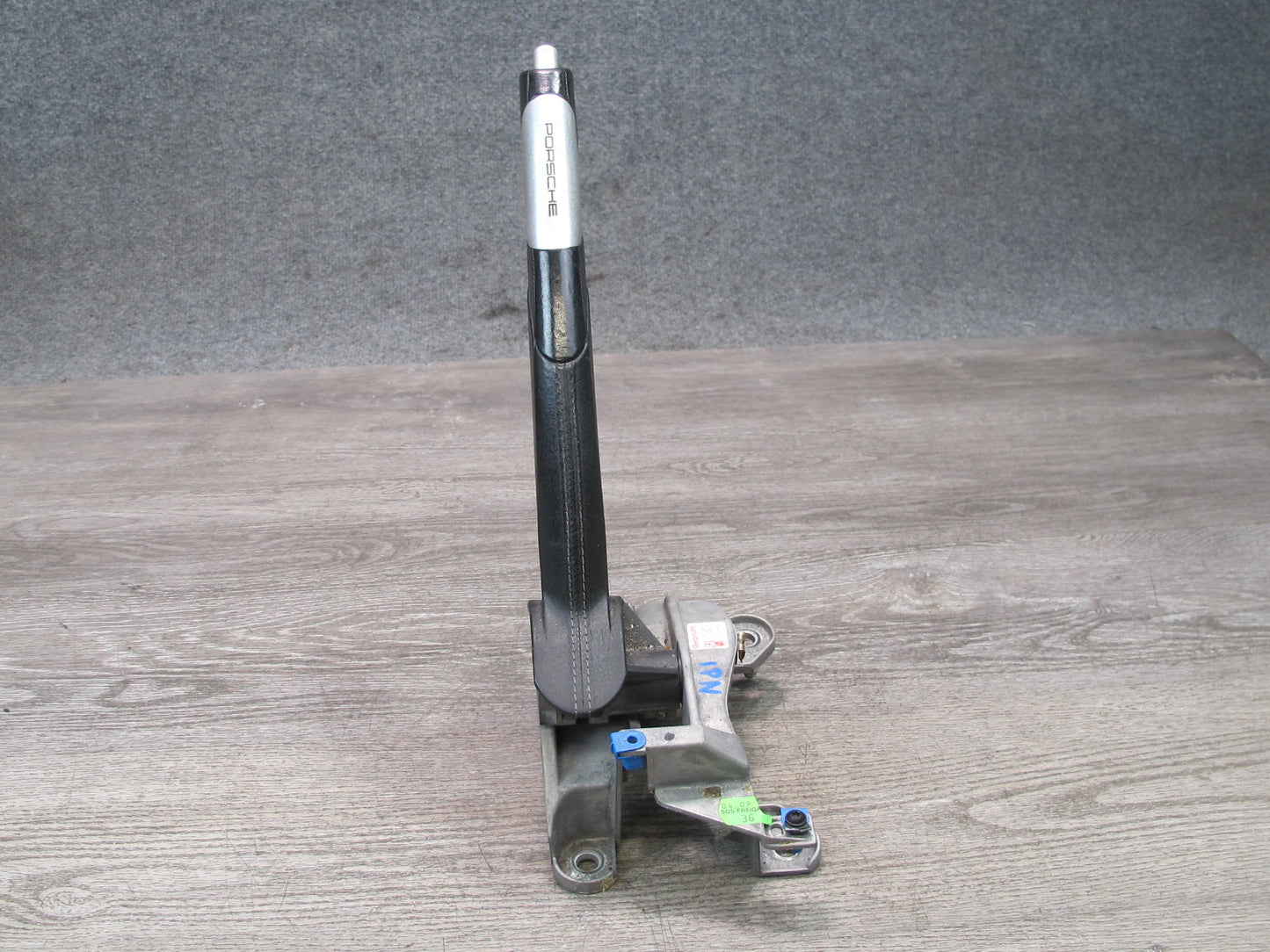 1997-2005 Porsche 911 996 Carrera Emergency Parking Hand Brake Lever 99642498022