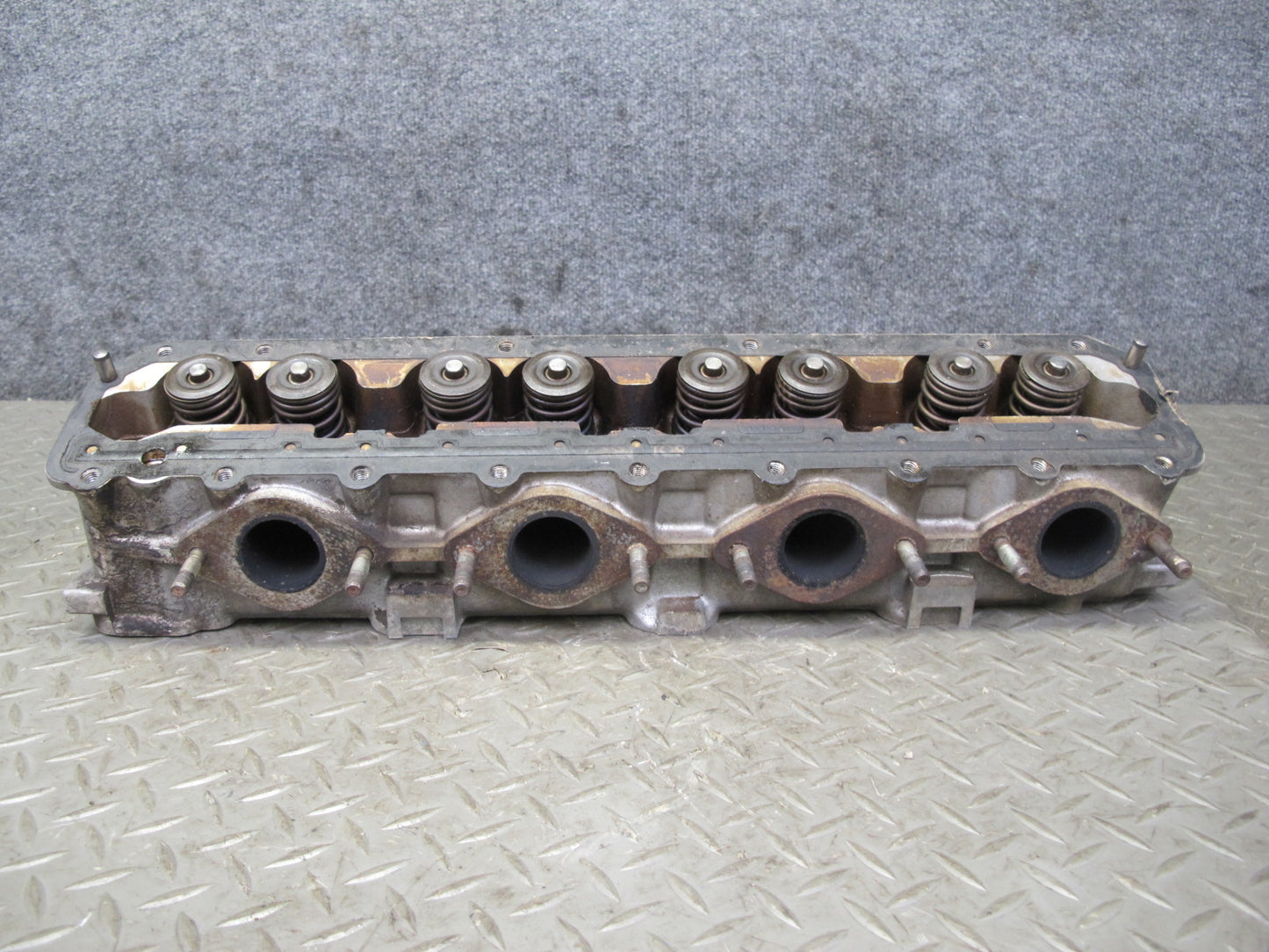 1983-1984 Porsche 928 S 4.7L Engine Motor Right Side Cylinder Head 9281043561R