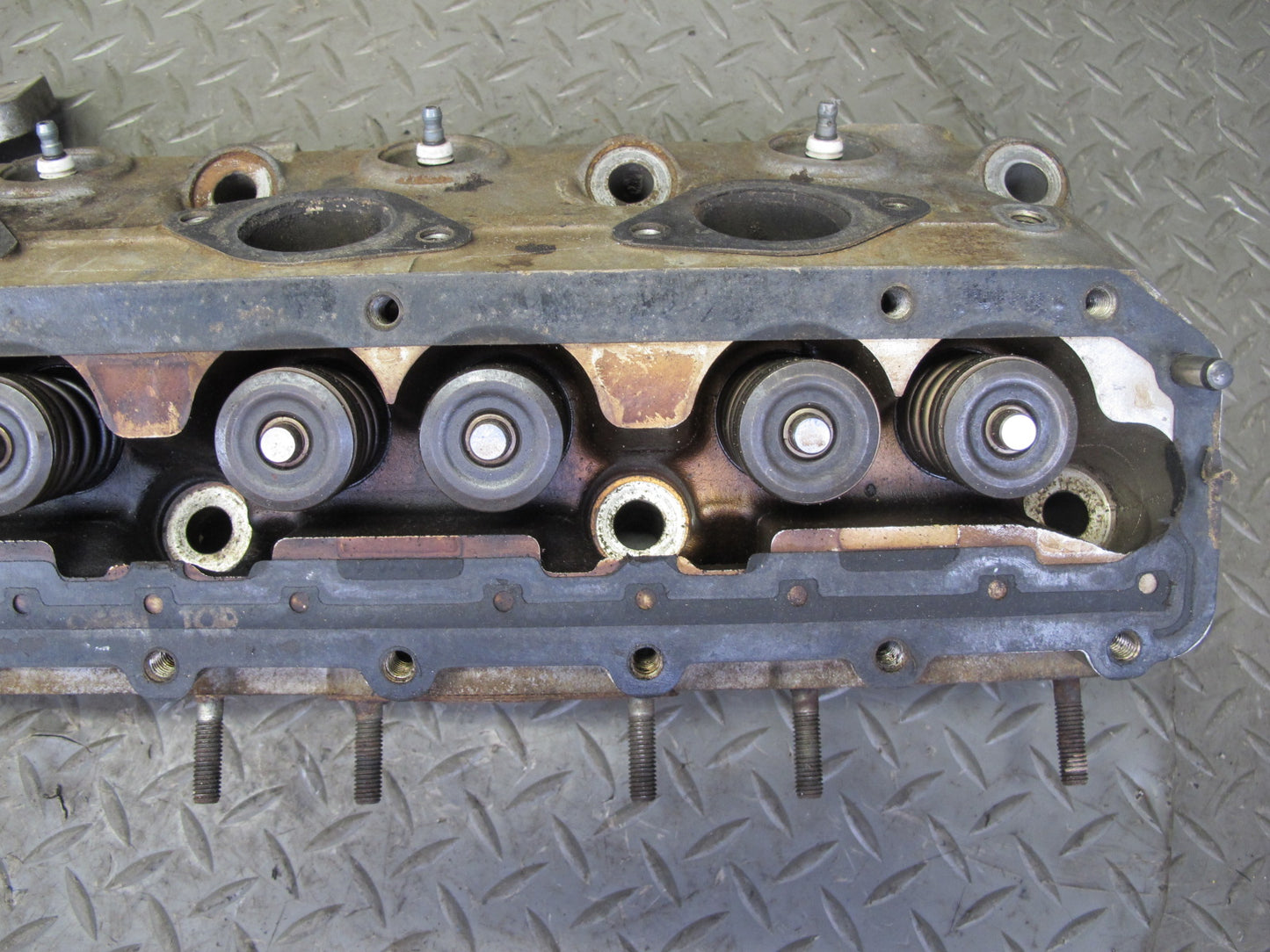 1983-1984 Porsche 928 S 4.7L Engine Motor Right Side Cylinder Head 9281043561R