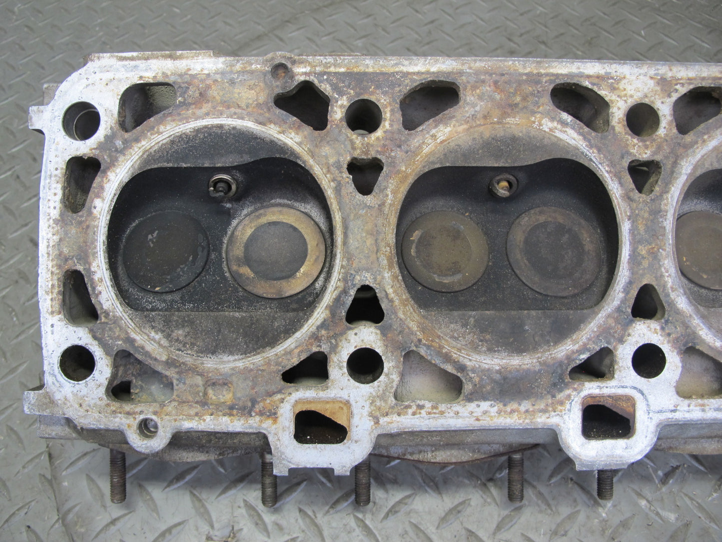 1983-1984 Porsche 928 S 4.7L Engine Motor Right Side Cylinder Head 9281043561R